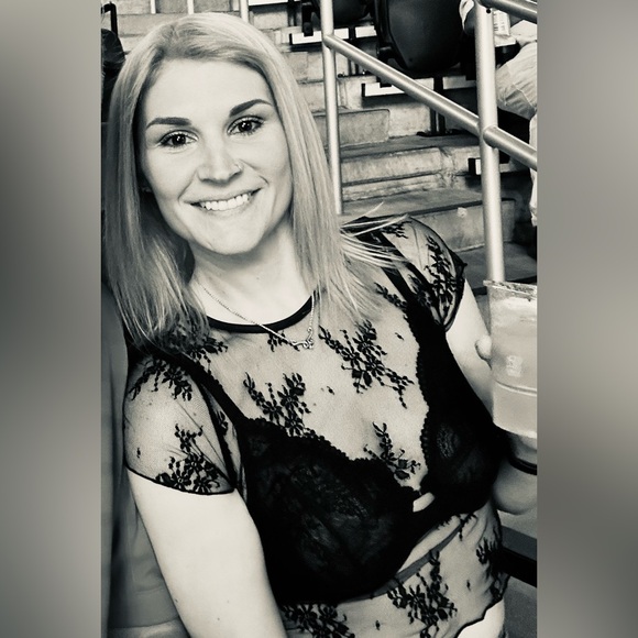 Meet your Posher, Coopcake - Picture 3 of 3